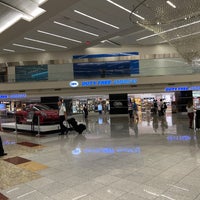 Photo taken at Concourse F by David on 7/6/2022