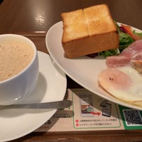 Photo taken at Ueshima Coffee House by NoRI on 11/20/2020