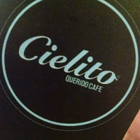 Photo taken at Cielito Querido Café by Roberto M. on 9/8/2016