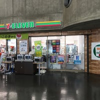 Photo taken at 7-Eleven by じょーじあ on 8/18/2018