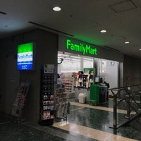 Photo taken at FamilyMart by じょーじあ on 12/28/2017