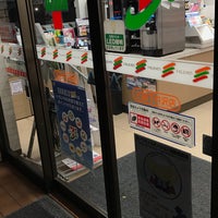 Photo taken at 7-Eleven by じょーじあ on 3/1/2017