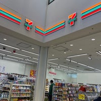 Photo taken at 7-Eleven by じょーじあ on 12/29/2021