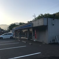 Photo taken at Lawson by じょーじあ on 4/28/2018