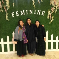 Foto tomada en Feminine Café  por Lanie R. el 9/27/2018