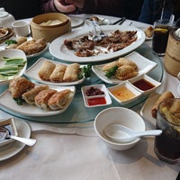 Photo taken at Lotus Chinese Floating Restaurant by Eirini P. on 5/1/2017