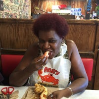 7/22/2016 tarihinde First L.ziyaretçi tarafından Angry Crab Peoria'de çekilen fotoğraf