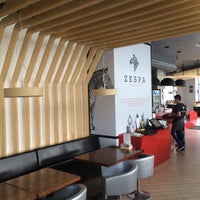 รูปภาพถ่ายที่ ZEBRA ENJOY CAFE โดย Nata О. เมื่อ 9/26/2015