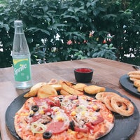 10/24/2020 tarihinde Yunus Emre Y.ziyaretçi tarafından Pomidori Pizzeria'de çekilen fotoğraf