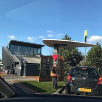 Photo taken at McDonald&amp;#39;s by Thijs D. on 4/2/2017