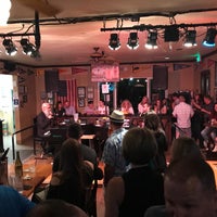 Foto tirada no(a) McGah&amp;#39;s Pub &amp;amp; Pianos por Thijs D. em 4/22/2018