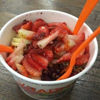 Photo taken at Vitality Bowls by Mehra A. on 8/31/2016