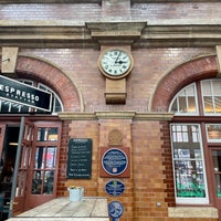 Photo taken at Birmingham Moor Street Railway Station (BMO) by Elaine Y. on 4/30/2023