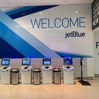 Photo taken at jetBlue Ticket Counter by Abdul on 1/9/2022