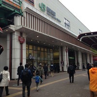 Photo taken at Nishi-Ogikubo Station by Ｆ.Ｋit น. on 4/30/2013