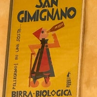 Foto tirada no(a) San Gimignano 1300 por Mnwr G. em 1/31/2023