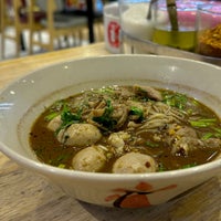 Photo taken at Kin Tiew Kan Noodle by NuTTo P. on 12/12/2023