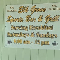รูปภาพถ่ายที่ Elk Grove Sports Bar &amp;amp; Grill (The Sporty) โดย Tony G. เมื่อ 6/6/2018