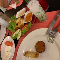 2/6/2020 tarihinde Derya Ö.ziyaretçi tarafından Katatürk Turkish Restaurant'de çekilen fotoğraf