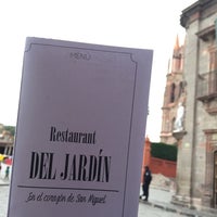 รูปภาพถ่ายที่ Restaurant del Jardín โดย Andy L. เมื่อ 1/6/2015