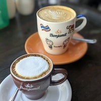 12/28/2021 tarihinde Maggie C.ziyaretçi tarafından Benjamit Coffee'de çekilen fotoğraf
