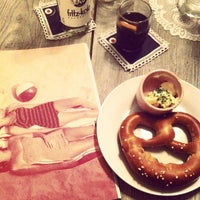 Foto scattata a Cafe Fräulein&amp;#39;s da Nik S. il 8/13/2014