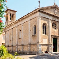 Photo taken at Basilica di Sant&amp;#39;Aurea by Pianopia P. on 8/9/2020