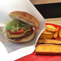 Photo taken at Yokozuna Burger by ひえこ on 2/22/2020