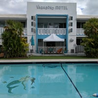 Foto diambil di Vagabond Hotel Miami oleh Thibaut C. pada 12/24/2018