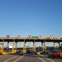 Photo taken at Toll Plaza 19 by Alice K. on 3/3/2018
