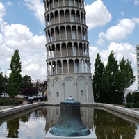 Photo taken at Leaning Tower Of Niles by Alice K. on 8/18/2022