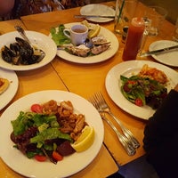Foto scattata a Marica Restaurant da Alice K. il 9/12/2017