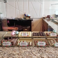 3/29/2019에 Alice K.님이 Delice Chocolatier San Antonio에서 찍은 사진