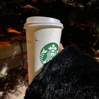 Photo taken at Starbucks by Gᴀᴍᴢᴇ Kᴀʀᴀᴛᴀş 🦋 on 10/6/2022