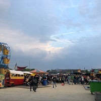Photo taken at Rollende Keukens by Peter d. on 5/29/2019