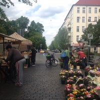 Photo taken at Wochenmarkt by Aleelee L. on 5/10/2014