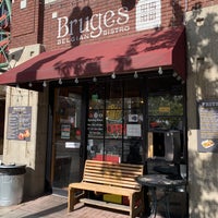 Foto scattata a Bruges Waffles &amp;amp; Frites da C.Y. L. il 10/19/2020