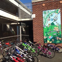 Photo taken at Laurelhurst Elementary School by C.Y. L. on 9/29/2015