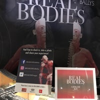 Foto tirada no(a) REAL BODIES at Bally&amp;#39;s por C.Y. L. em 2/19/2019
