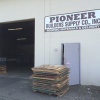 Photo taken at Pioneer Builders Supply by C.Y. L. on 10/15/2015