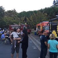 Photo taken at Off The Grid: Menlo Park by Steve R. on 8/27/2015