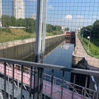 Photo taken at Пешеходный мост через канал им. Москвы by Tanchik K. on 8/9/2021