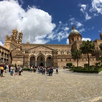 Photo taken at Cattedrale di Palermo by Markus K. on 5/20/2016