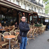 Photo taken at Café du Trocadéro by Danny G. on 5/10/2013