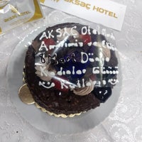 Photo taken at Grand Aksaç Hotel by Serap ✈. on 3/7/2018