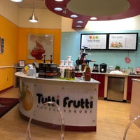 Photo taken at Tutti Frutti by Luiz A. on 5/23/2021