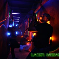 Das Foto wurde bei Laser Megazone von Laser Megazone am 12/17/2013 aufgenommen