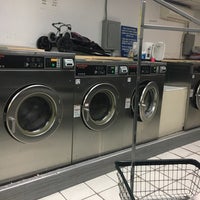 Photo taken at New Broadway Laundromat by iChhann on 12/3/2016