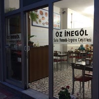 Photo taken at Öz İnegöl Köfte by Savaş K. on 11/19/2014