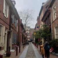 Photo taken at Elfreth&amp;#39;s Alley Museum by Aleksey on 4/8/2023
